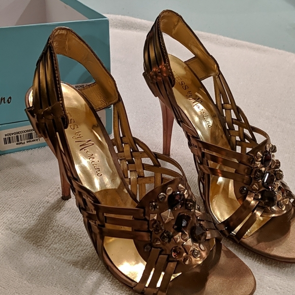GUESS BY MARCIANO bronze heel - Picture 2 of 15